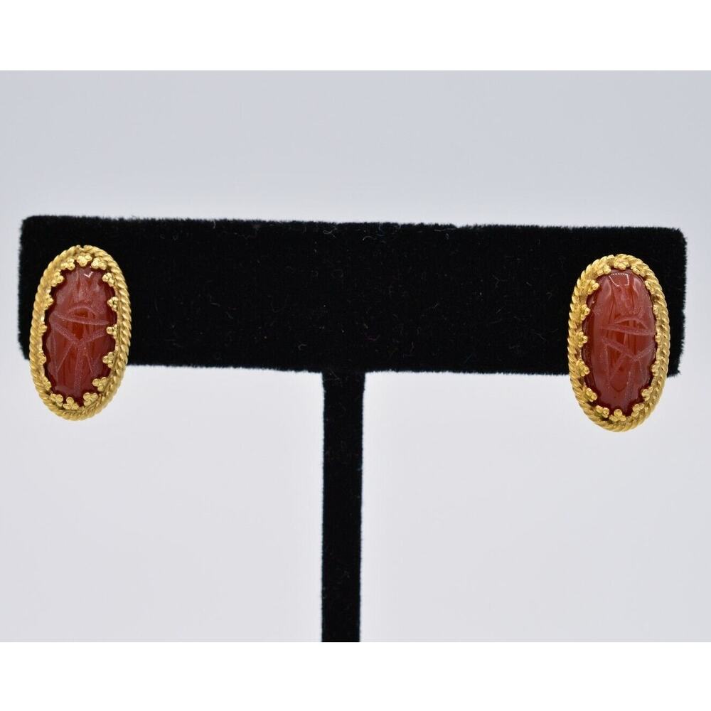 Vintage Cabochon Scarab Screw Back Earrings Gold Amber Oval NOS 1980s BinH